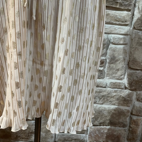 NWOT Express- Metallic Pleated Mini Dress, Size M - Picture 2 of 6